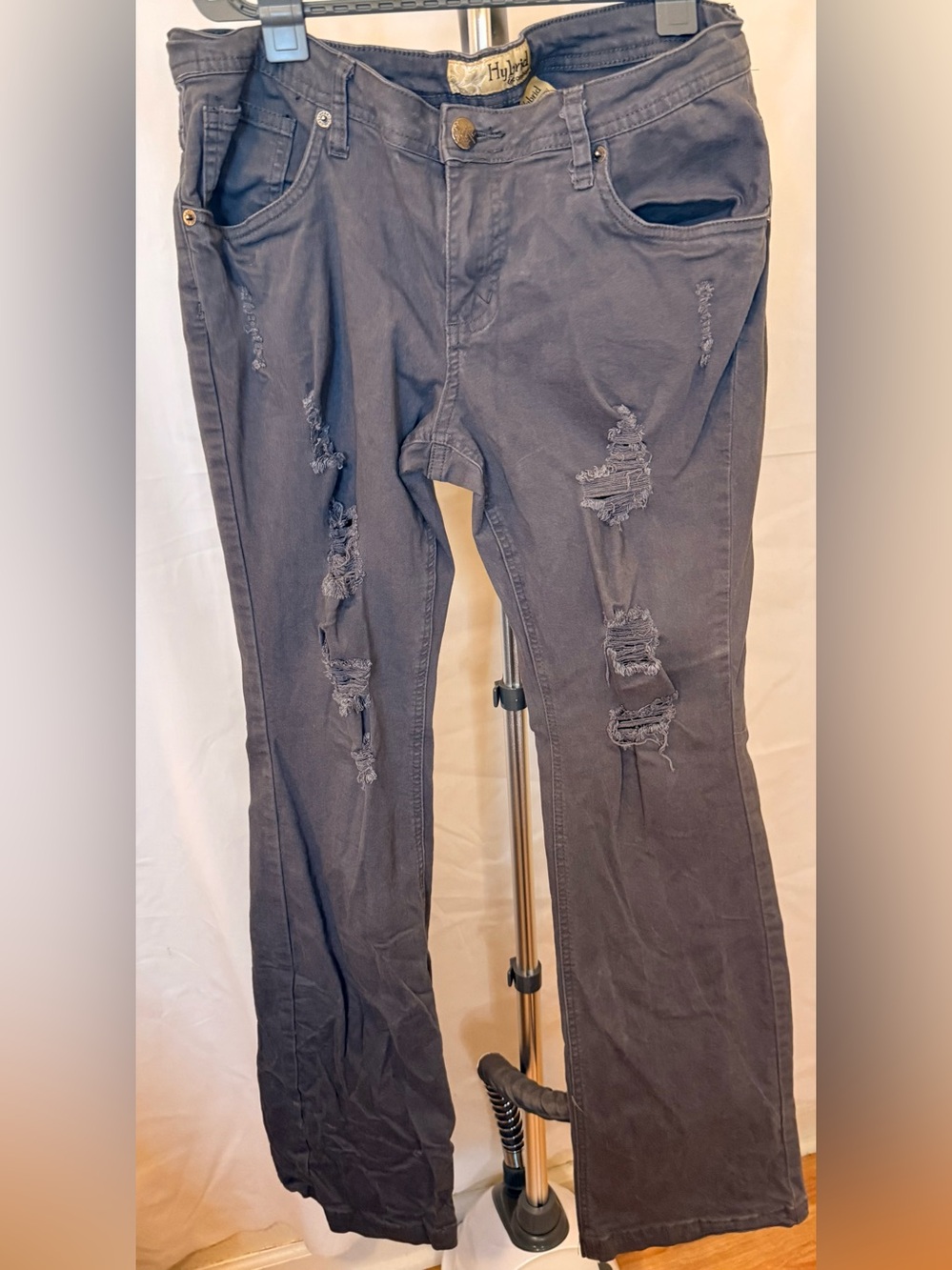 Hybrid Juniors Size 13 juniors distressed Dark Charcoal Slim Jeans
